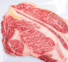 白老生产黑毛日本牛的肋条里脊肉