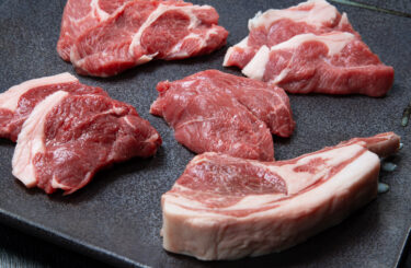羊肉のいろいろな部位をご用意しております。