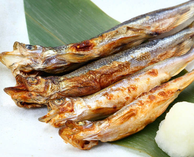 柳叶鱼 759日圓<br>它的特点是味道浓郁。