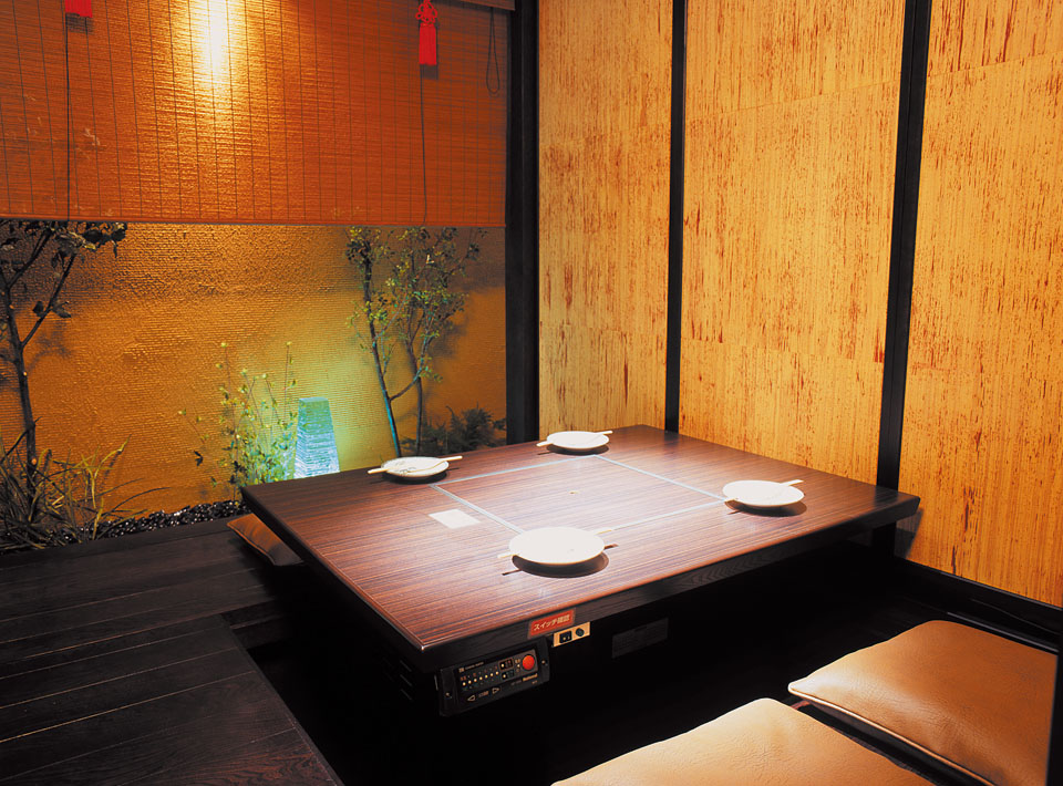 日本风格的私人房间。平静的气氛。