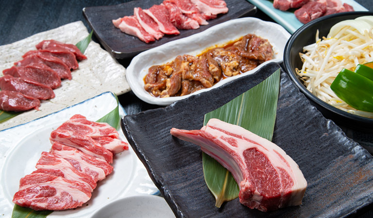 羊肉各種部位ご用意しております。